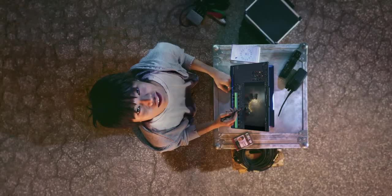 Create campaign video still
